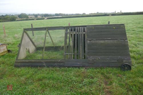 7' 6'' X 32'' POULTRY HOUSE