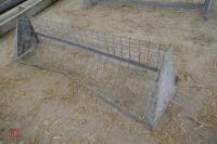 IAE 5'8'' HOOK OVER HAY RACK (30) - 6