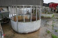 GALVANISED CATTLE ROUND FEEDER - 2