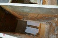 6' ROLLOVER GALVANISED WATER TROUGH - 3