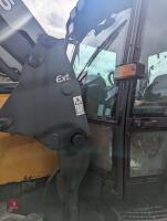 2001 VALTRA 6850 4WD TRACTOR WITH LOADER - 3