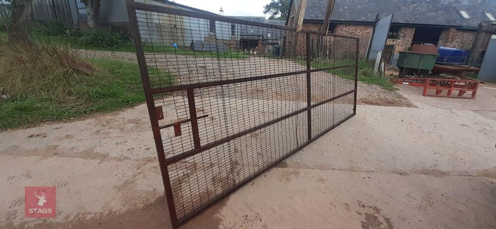 HEAVY YARD GATE