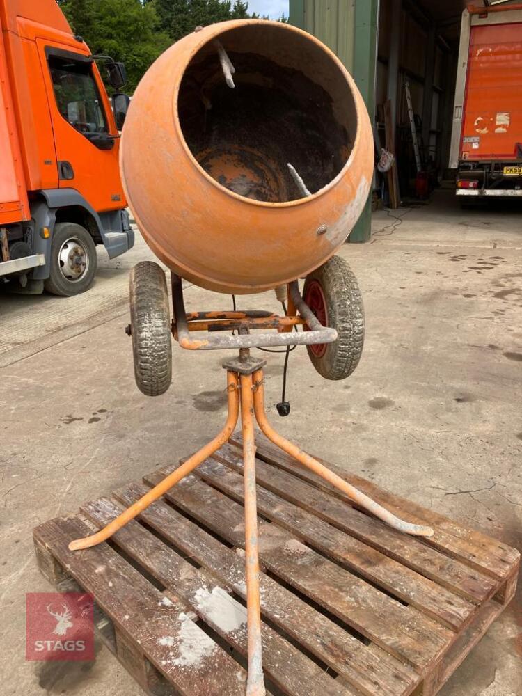 ELECTRIC CEMENT MIXER