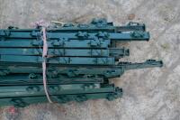 68 GREEN PLASTIC ELECTRIC FENCE STAKES - 4