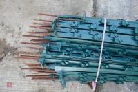 68 GREEN PLASTIC ELECTRIC FENCE STAKES - 6