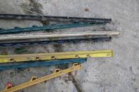 7 PLASTIC ELECTRIC FENCE STAKES - 2