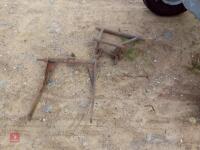 INTERNATIONAL 444 PICK UP HITCH