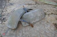 TRACTOR FRONT FENDERS - 3