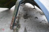 3 FRONT JOHN DEERE TRACTOR FENDERS - 7