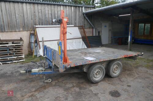 2010 3M X 2M TWIN AXLE HIAB TRAILER