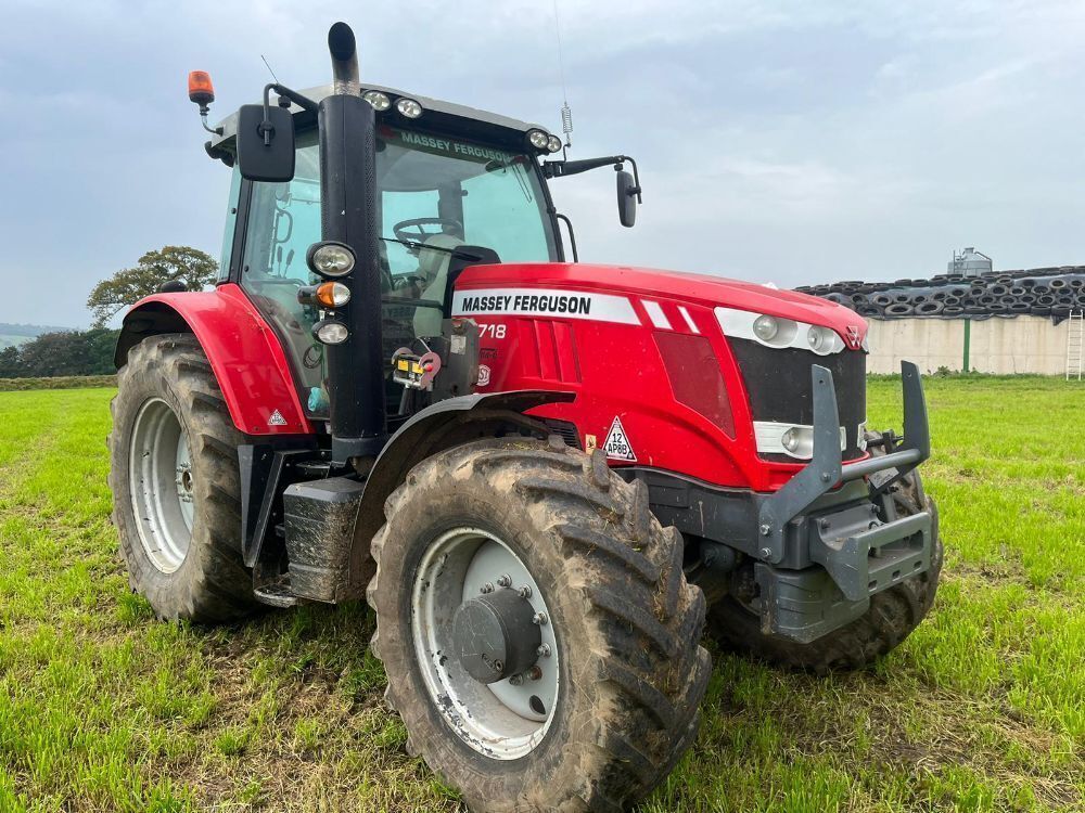 2017 MASSEY FERGUSON 7718 DYNA 6 4WD TRACTOR