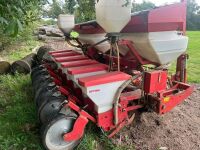 2010 KVERNELAND 6 ROW MAIZE DRILL - 2