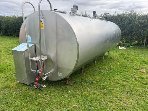 8000L STAINLESS STEEL BULK MILK TANK