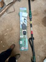 BOSCH HEDGE TRIMMER EXTENDABLE