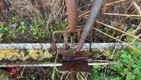 FORK, EDGER AND SPADE - 3