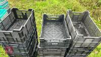 15 PLASTIC STACKING TRAYS - 4