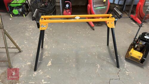 JCB ROLLER STAND