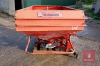 LELY SUPERBOWL 24 FERTILISER SPREADER - 3