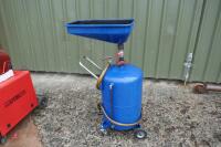 SEALEY MOBILE OIL DRAINER - 7