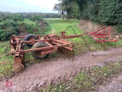 MASSEY FERGUSON CULTIVATION TRAIN