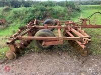 MASSEY FERGUSON CULTIVATION TRAIN - 8