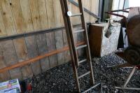 12' EXTENDING WOODEN LADDER (17) - 5