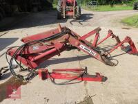 QUICKE 2560 LOADER - 7