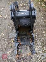 JCB EXCAVATOR BUCKET - 2