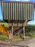 PORTABLE FEED BIN - 8