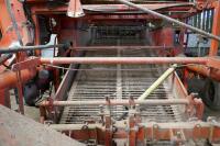1990 GRIMME 90 POTATO HARVESTER - 4