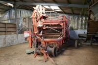 1990 GRIMME 90 POTATO HARVESTER - 2