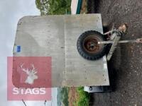 IFOR WILLIAMS LIVESTOCK TRAILER