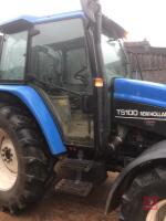 2002 NEW HOLLAND TS100 4WD TRACTOR - 10