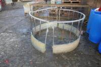 GALVANISED SHEEP RING FEEDER (56) - 2