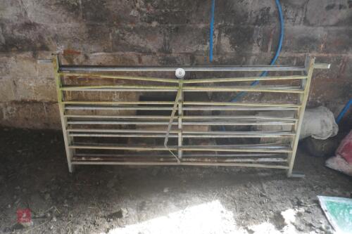 3x 6' SHEEP HURDLES (S/R) (69)