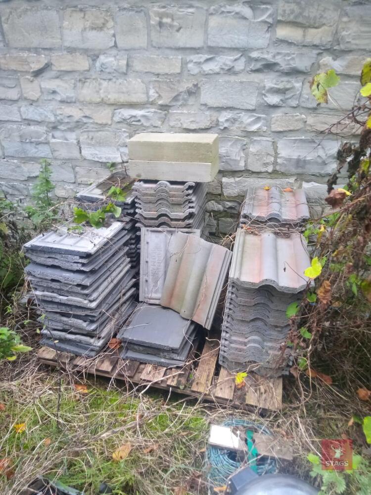 PALLET OF APPROX 100 UNUSED TILES