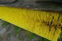 2013 DATUM 2.3M BUCKET BRUSH - 8