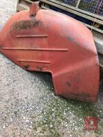 ORIGINAL MASSEY FERGUSON 35X MUDGUARDS - 3