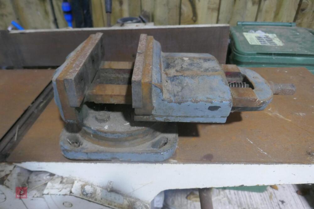 HEAVY DUTY BENCH VICE