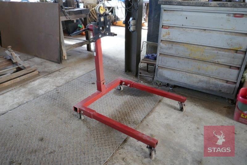 WOLF 560KG HEAVY DUTY ENGINE STAND