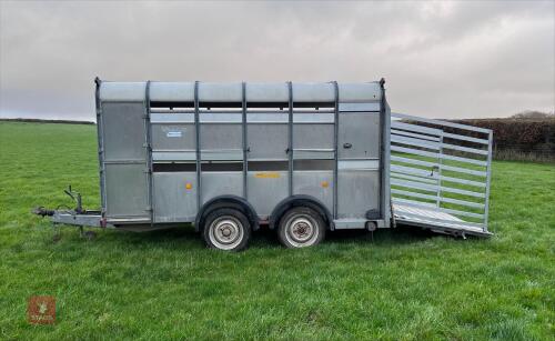 2009 IFOR WILLIAMS LIVESTOCK TRAILER