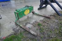 MCHALE BH ROUND BALE HANDLER - 4