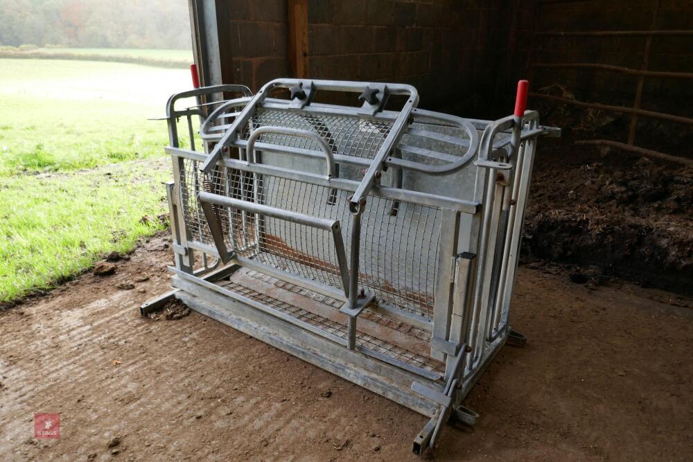 WM IRONWORKS SHEEP TURNOVER CRATE