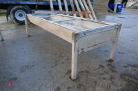 BATEMAN FREESTANDING CATTLE FEED TROUGH - 4