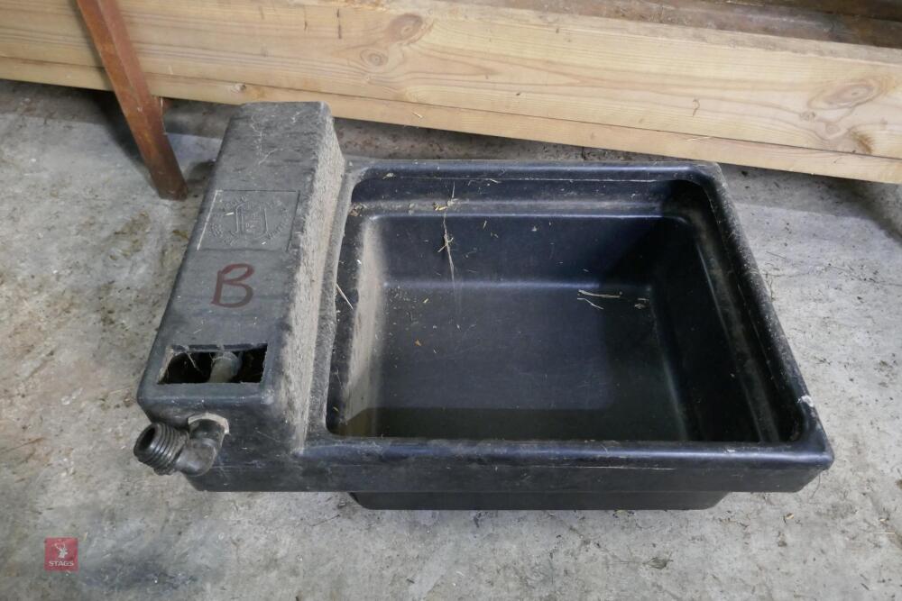 JFC PLASTIC SINGLE WATER TROUGH