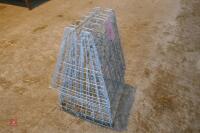 5 WIRE METAL SHEEP HAY RACKS - 2