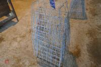 5 WIRE METAL SHEEP HAY RACKS - 10