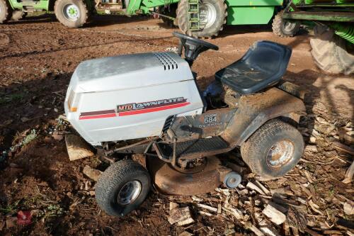 MTD LAWNFLITE RIDE ON LAWNMOWER (S/R)