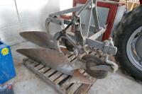 FERGUSON 2 FURROW PLOUGH - 10