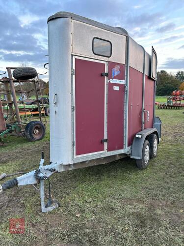 IFOR WILLIAMS 401 HORSE BOX